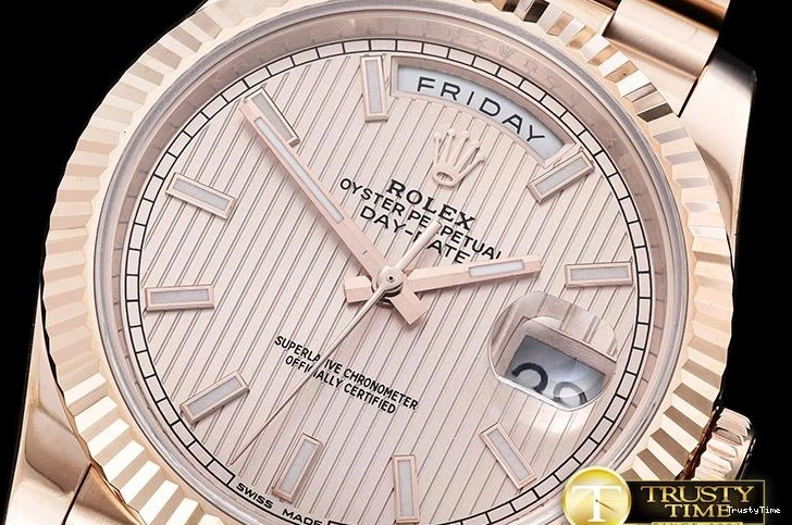 0329 Premium RDD0208D – DayDate 40mm 678